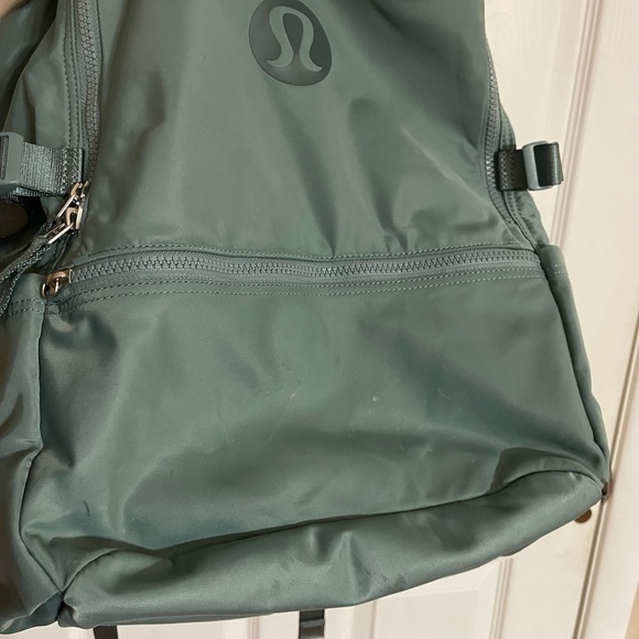 Lululemon backpack - Picture 5 of 9